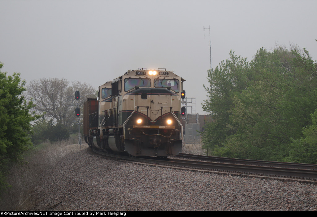 BNSF 9687